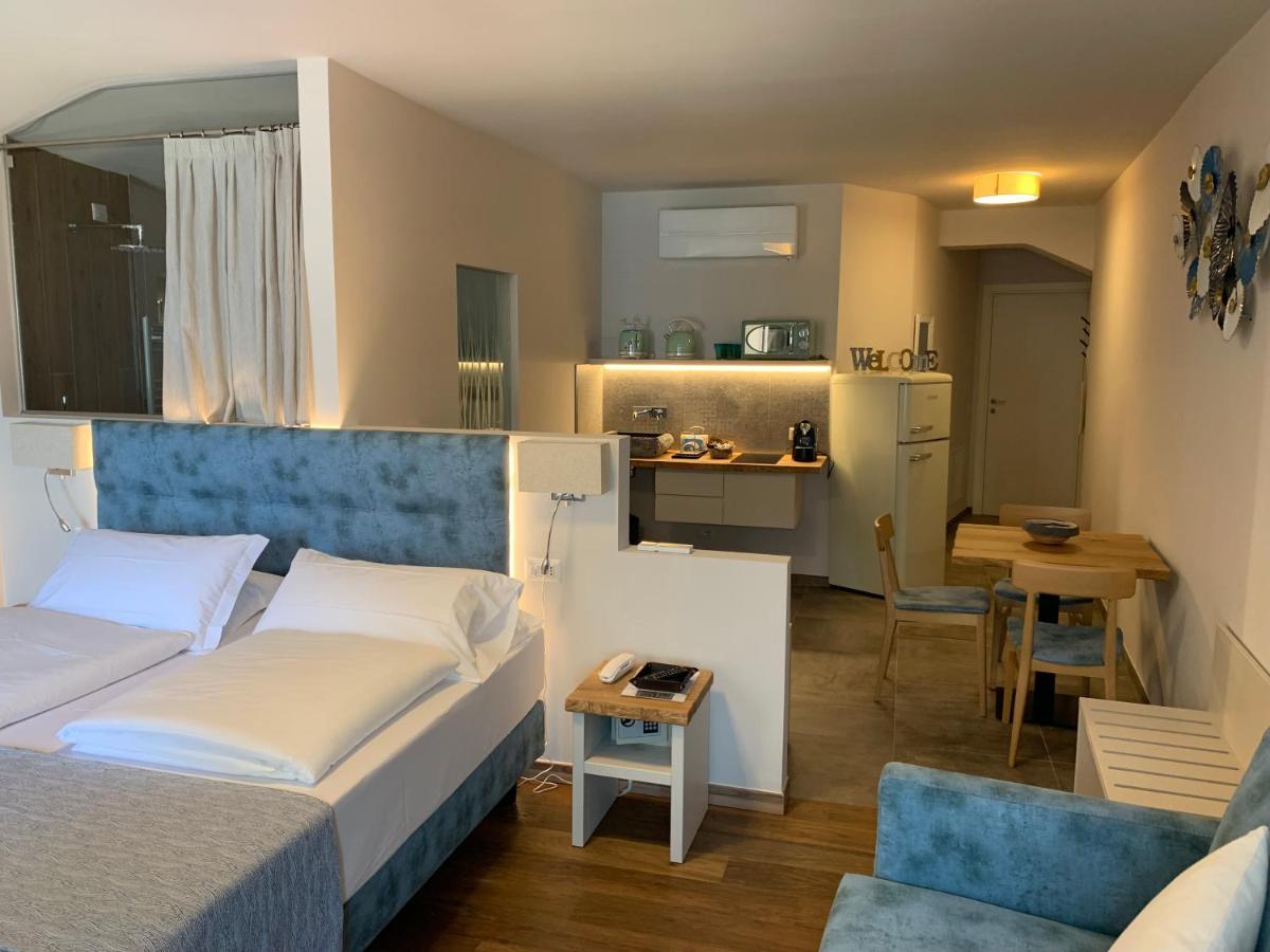 Albergo Ristorante Montebaldo Limone sul Garda Esterno foto