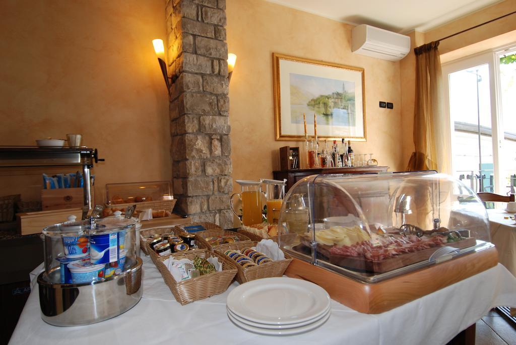 Albergo Ristorante Montebaldo Limone sul Garda Esterno foto