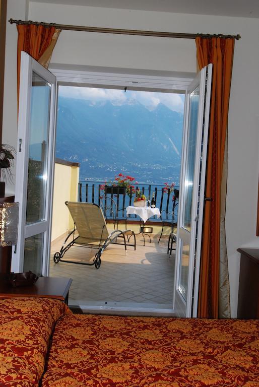 Albergo Ristorante Montebaldo Limone sul Garda Esterno foto